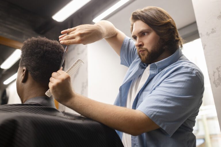 Best Haircut for men with curly hair