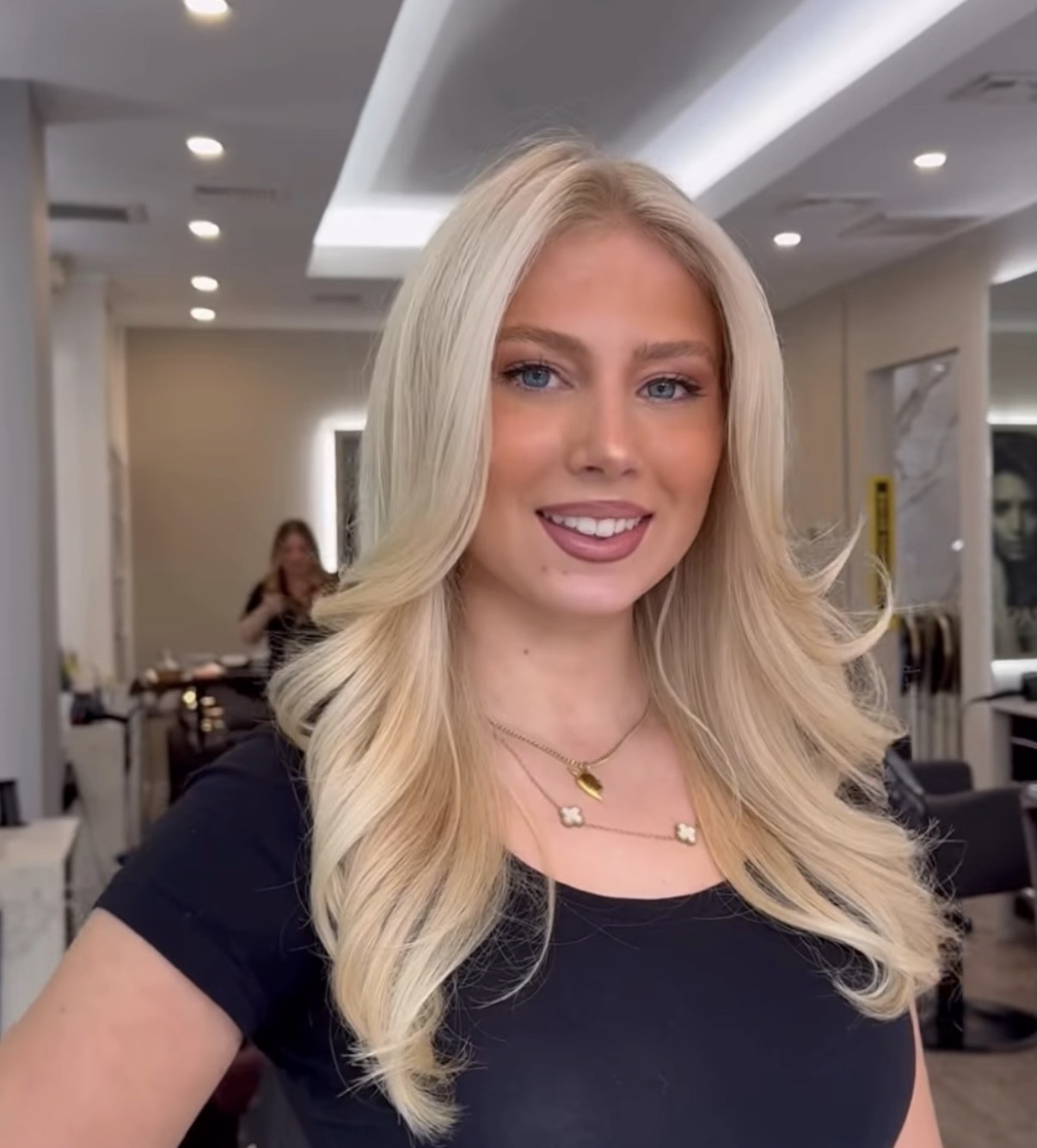 Face Framing Highlights - Numi Hair Salon